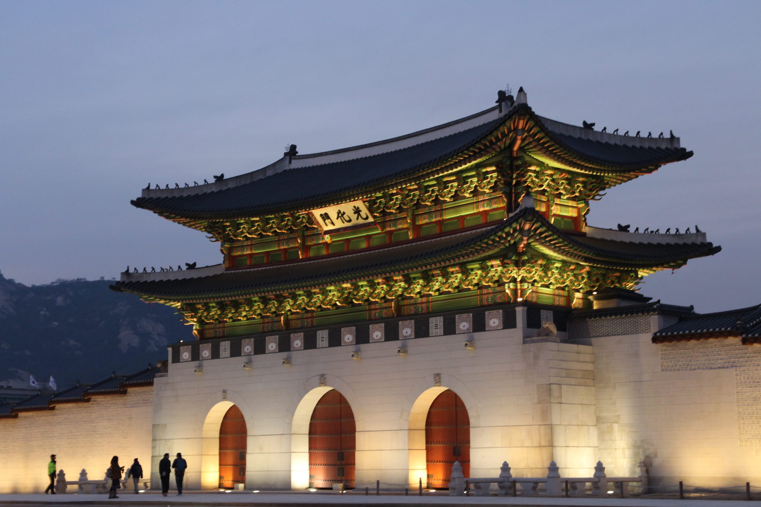 25 UNFORGETTABLE THINGS TO DO IN SEOUL RIGHT NOW (2025)