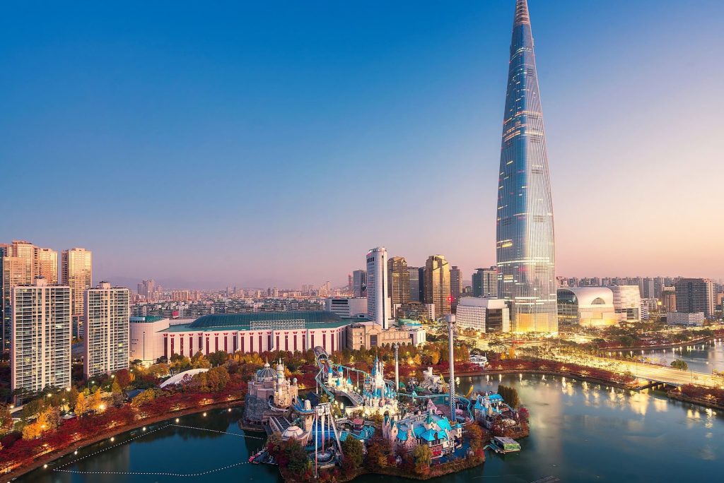 Lotte World District Special: Seoul’s Ultimate Theme Park & Skyline Playground